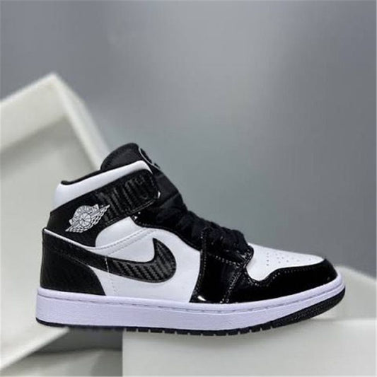 Air Jordan 1 Mid Panda Black&White